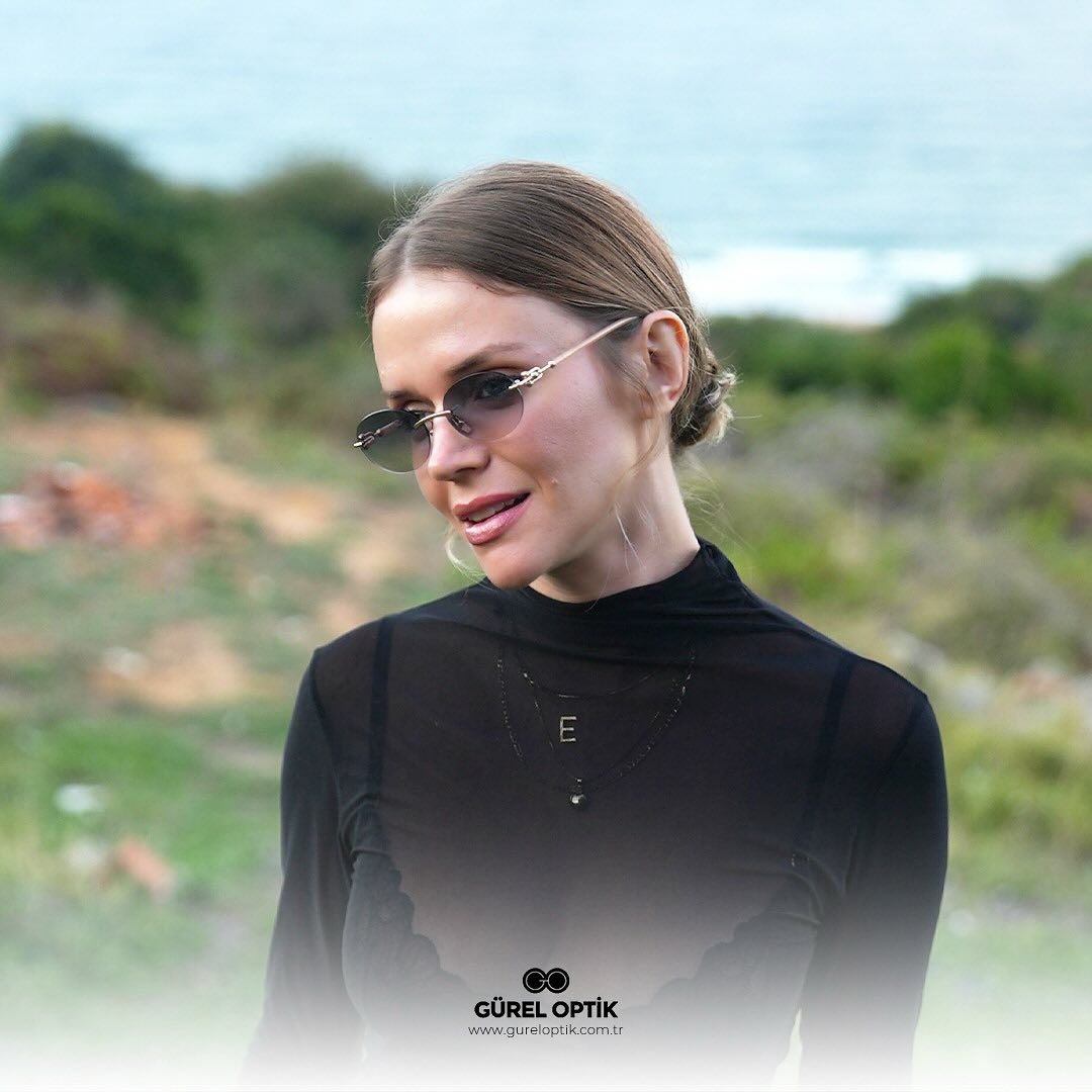 TiffanyLuxe™ – elegancia ligera para tus ojos