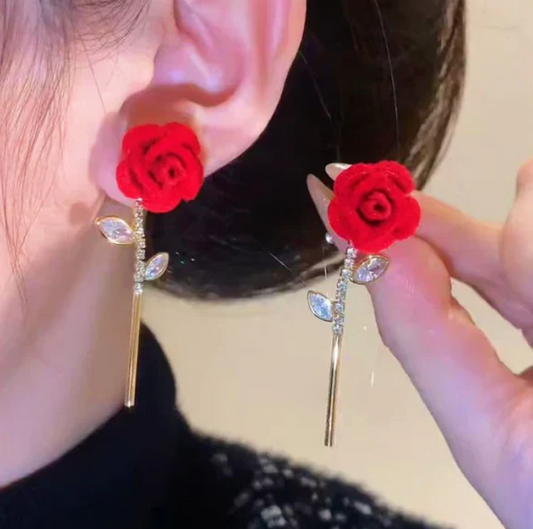 Aretes de rosa colgante