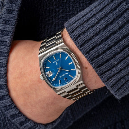 Bulova Super Seville™ - un reloj elegante y sofisticado para destacar en cualquier ocasión.