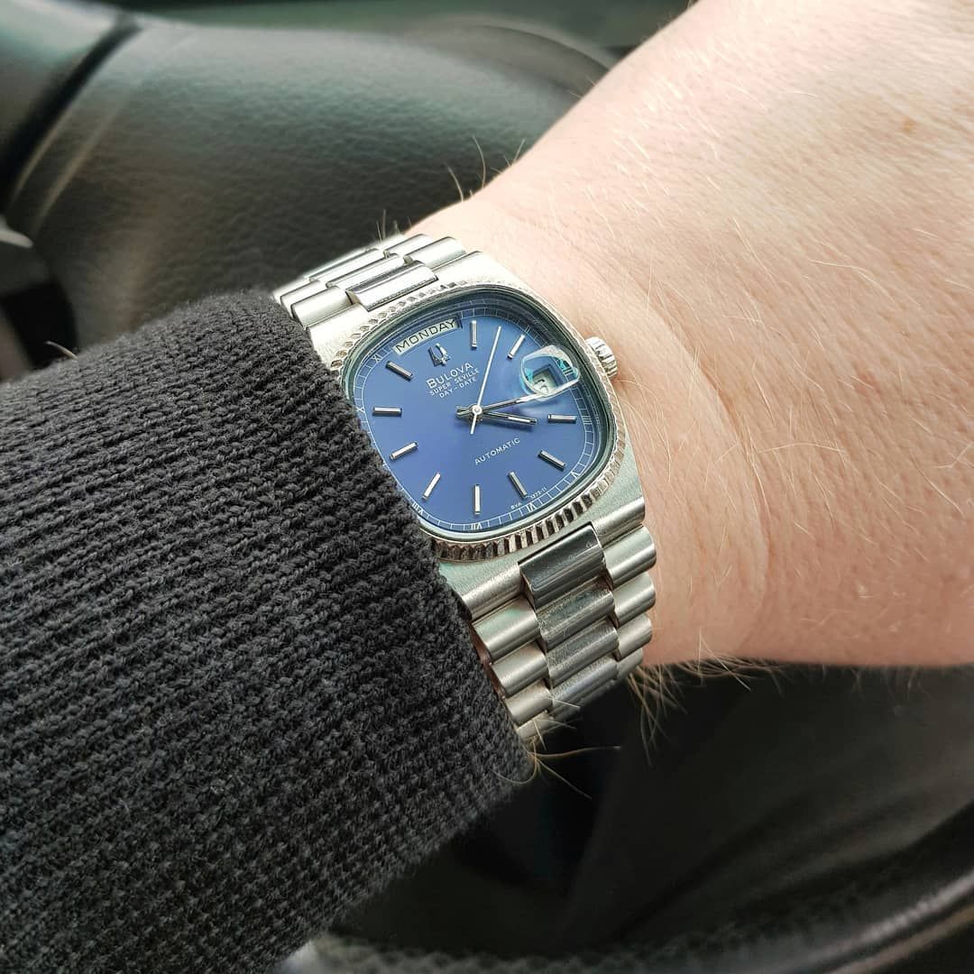 Bulova Super Seville™ - un reloj elegante y sofisticado para destacar en cualquier ocasión.