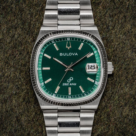 Bulova Super Seville™ - un reloj elegante y sofisticado para destacar en cualquier ocasión.